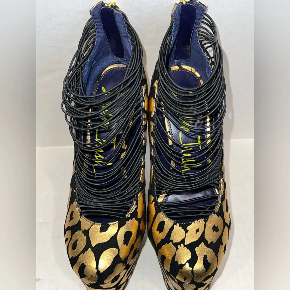 LONDON TRASH Ceres Cheetah Gold & Black Platform Heels 🐆